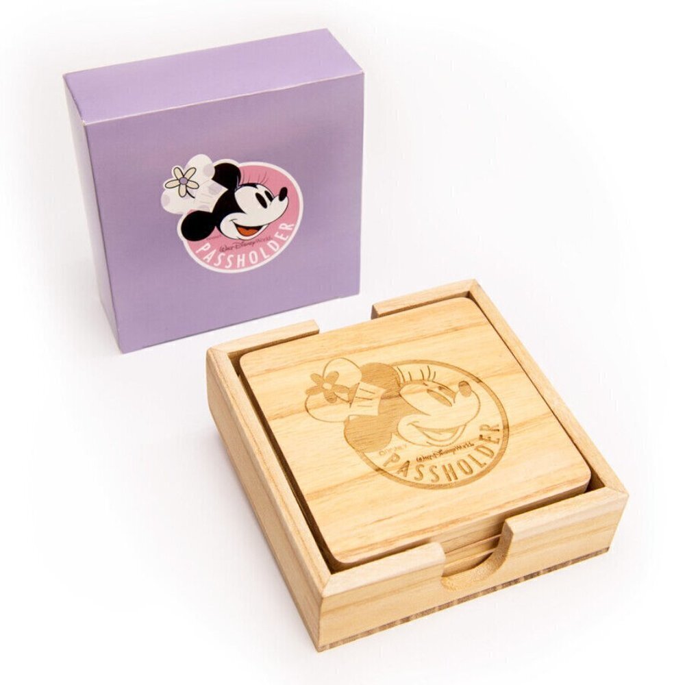 NEW Minnie Mouse Disney Passholder Wooden‎ Coasters